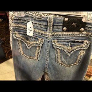 27 Miss Me Jeans